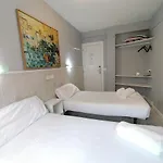 Albero By Gaiarooms ゲストハウス 2*
